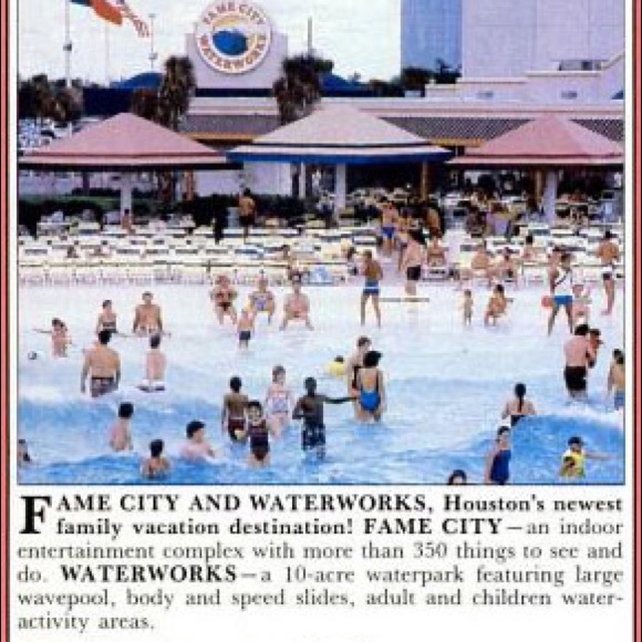 FAME CITY Houston water park life guard hoodie - Picture 6 of 6